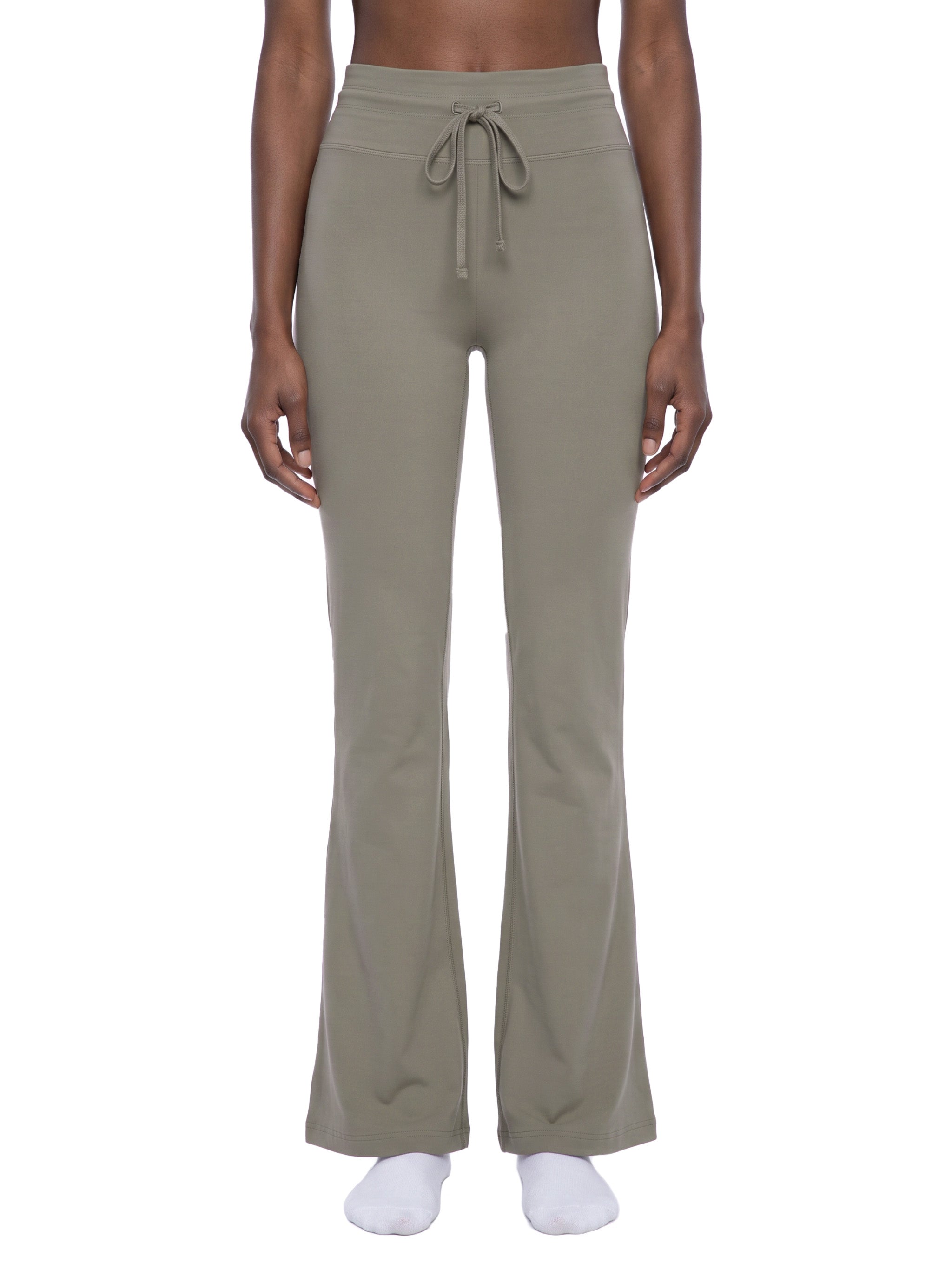 Women’s  MW Flared Drawstring Pants